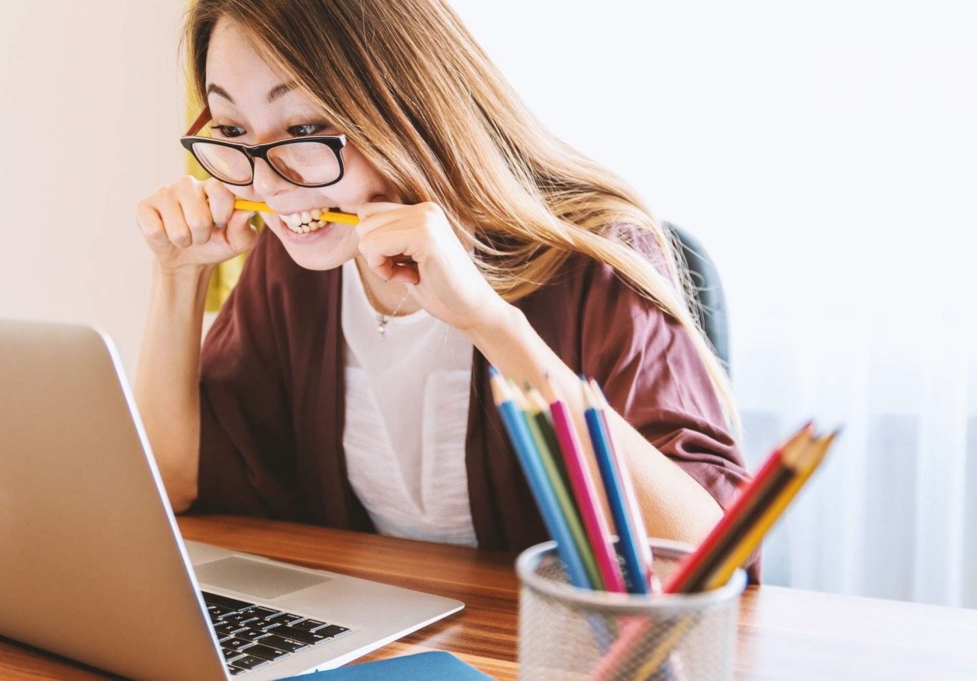 Étudiants étrangers : ouverture d'un service de demande en ligne des titres de séjour