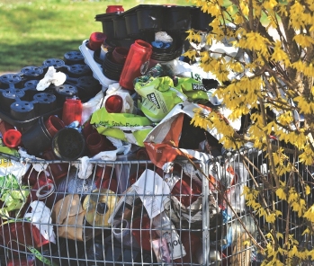 Existe-t-il une amende pour abandon de déchets dans la rue ?