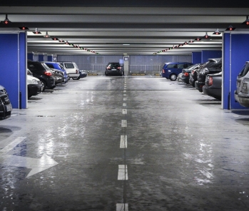 La taxe sur les surfaces de stationnement est applicable même si le parking est inutilisable